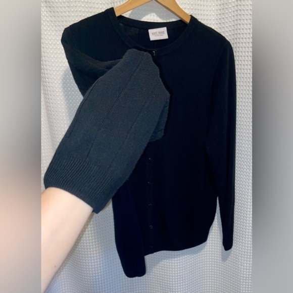 Woman East West Fashions long sleeved buttoned soft black cardigan size Large - Picture 7 of 11